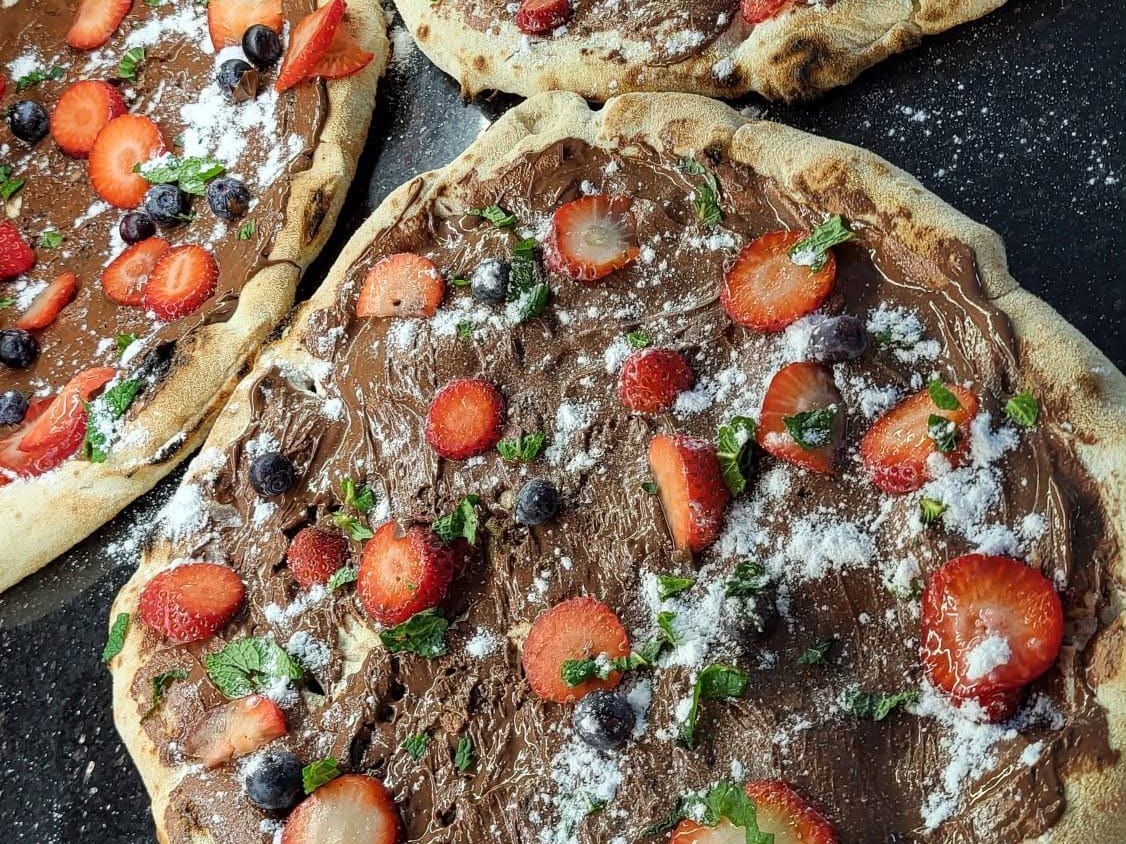 Pizza cu Nutella